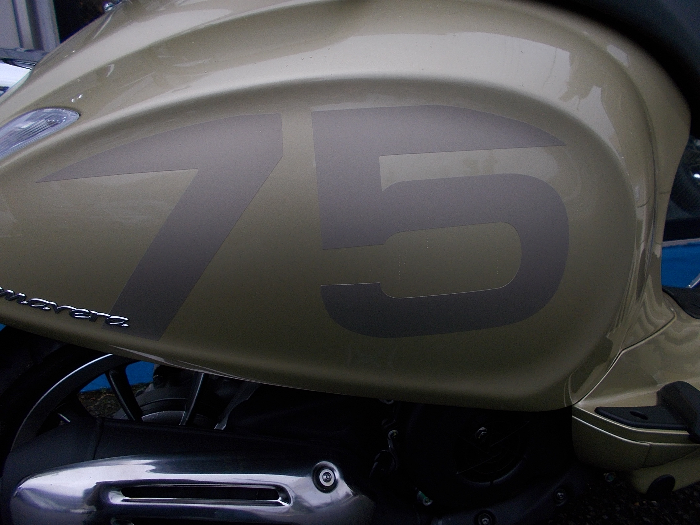 ７５！